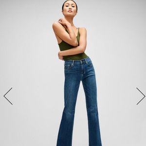 7 for all mankind dojo flare jean in size 26.